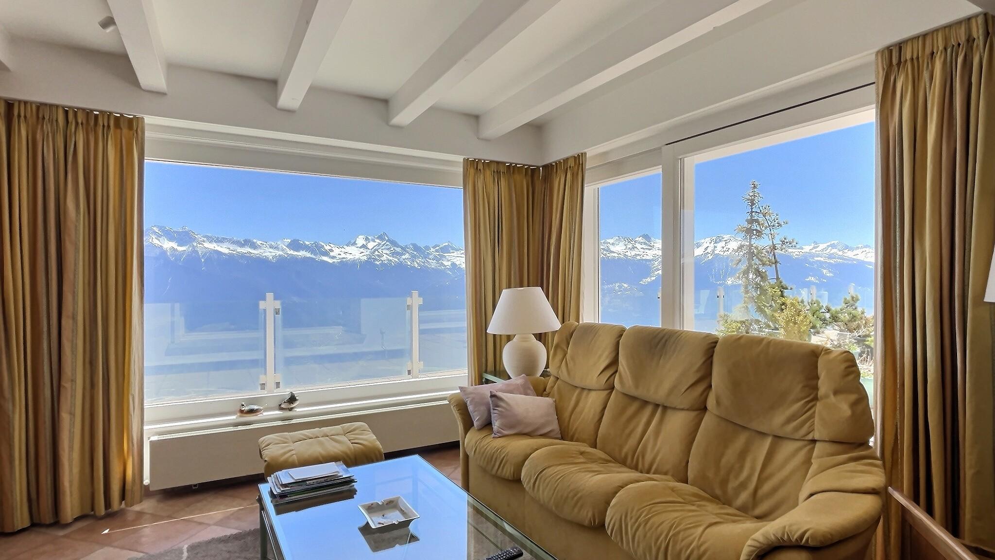 A vendre 3963 Crans-Montana Attique 7.5 pièce(s)
